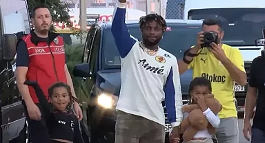 Allan Saint-Maximin Fenerbahçe için istanbul,da