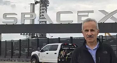 Bakan Uraloğlu, Spacex’in Teksas’taki Üretim ve Fırlatma Tesisini inceledi