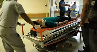 Bursa'nın İnegöl ilçesinde kara yolundan geçerken motosiklet çarptı: 3 yaralı