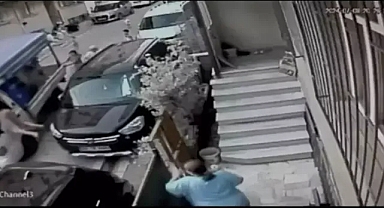 Esenyurt'ta yokuştan kayan kamyonete sürücüden saniyelik müdahale