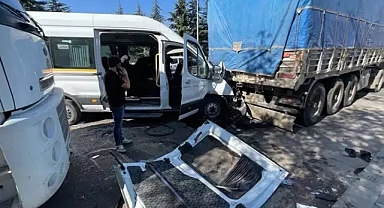 Gaziantep işci servisleri kazası dair görüntüler