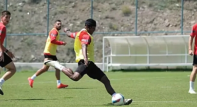 Hatayspor antreman dar alan çalışması