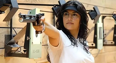 Şevval İlayda Tarhan, kadınlar 10 metre havalı tabanca kategorisinde finalde