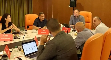  (TBF) Türkoğlu, Türkiye Sigorta Basketbol Süper Ligi temsilcileriyle bir arada