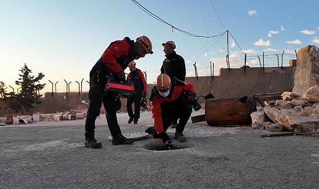 AFAD'dan Sednaya Hapishanesi'nde arama kurtarma çalışması