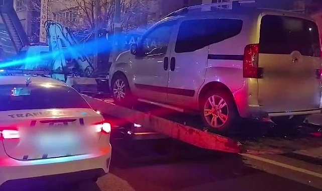 Drift yaparak çevreye rahatsızlık veren sürücü cezadan kaçamadı