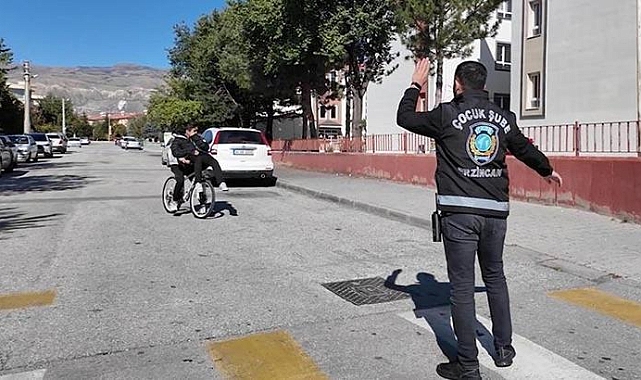 Erzincan'da 27 okul polis gözetiminde