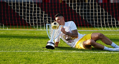 Berke Özer Galatasaray'a göz kırptı!