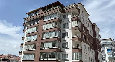 Ölürsem kim bakacak diyerek eşine kıydı kendini öldürdü