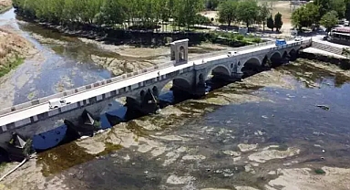 Tunca Nehri kuruyor; kum adacıkları ortaya çıktı