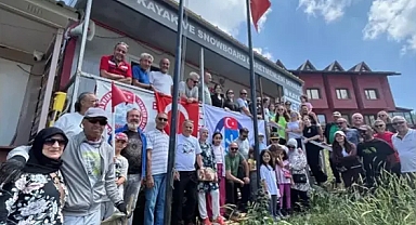 Kayak öğretmenlerinden doğayı düşünen hareket