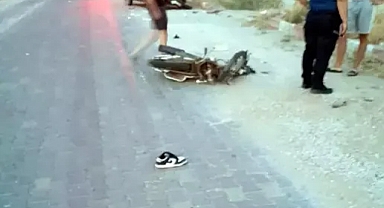 Otomobil ile Motosiklet Çarpştı : Motosiklet Sürücüsü Öldü.