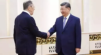 Şi Cinping Rusya dışişleri bakanı Lavrov'u Pekin'de kabul etti