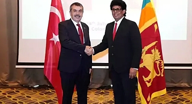 Tekin'den Sri Lanka ya Ziyaret