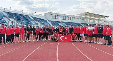 U20 Milli Atletizm Takımı gururlandırıyor