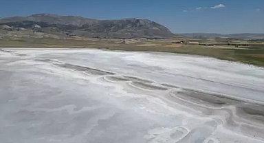 Ulaş gölü'nde kuraklık erken geldi; ekosistem tehdit altında