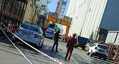 Yalova da üzerine vinç düşen işçi hayatını kaybetti 