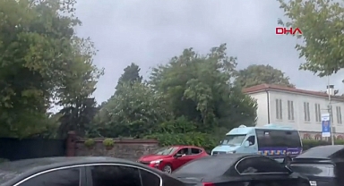 Üsküdar'da Şiddetli Yağmur 