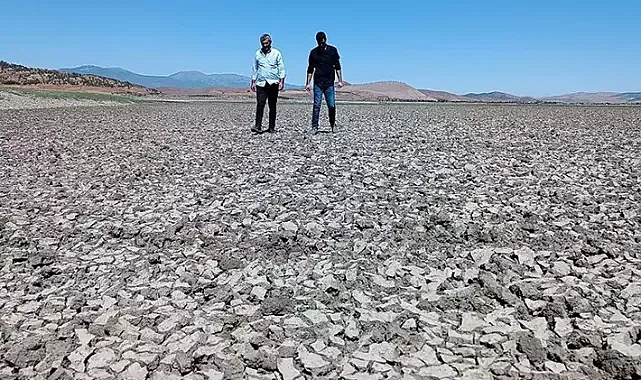 Barajda su seviyesi düştü, Hamamlar Höyüğü gün yüzüne çıktı
