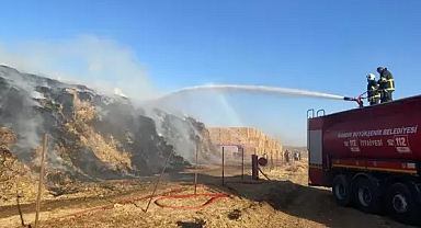 Mardin'de Mısır Balyası Yangını Devam Ediyor
