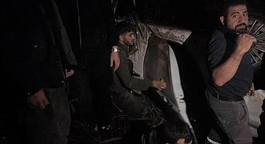 Hatay’da polisten kaçarken kazaya yapan otomobilde 9 kaçak göçmen yakalandı