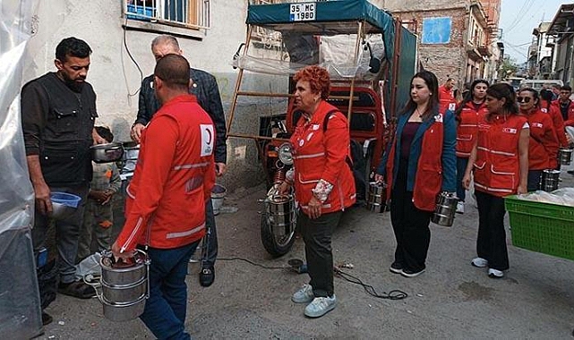 Kızılay çalışanının tabanca ile vurulduğu bölgede yemek dağıtımı yapıldı