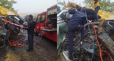 Şanlıurfa'da kamyonlar çarpıştı: 1 ölü, 1 yaralı