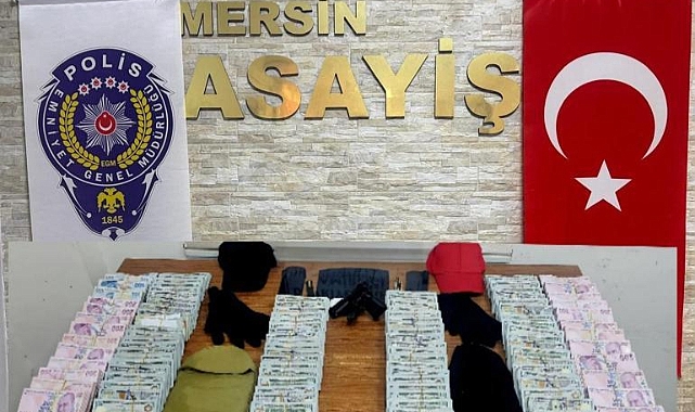 Çalıştığı iş yerinde soygun planlayıp, mağdur süsü veren çalışan ve işbirlikçileri yakalandı