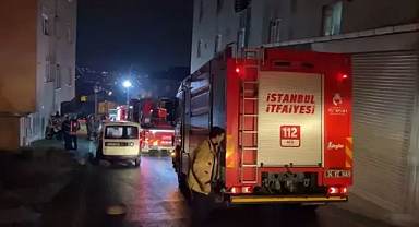  Fabrikada çıkan yangında 1’i ağır 3 kişi yaralandı.