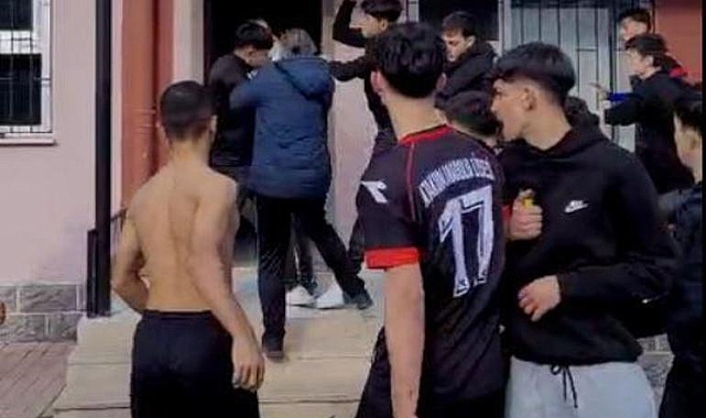 Liseler arası futbol turnuvasında öğretmen darbedildi; 2 öğrenciye gözaltı
