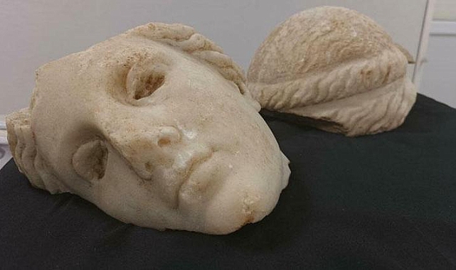 Metropolis'te 2 bin 200 yıllık tanrıça başı bulundu