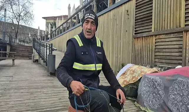 Zonguldakta balık yerine çöp avı : Balıkçıların ağına 1 ton atık takıldı