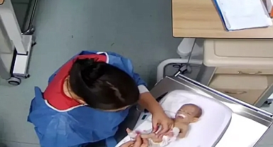  Bebek Deniz Esin'e uygulanan şiddet görüntüleri ortaya çıktı. 