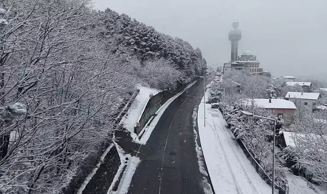 İstanbul'da kar yağışı etkili oluyor