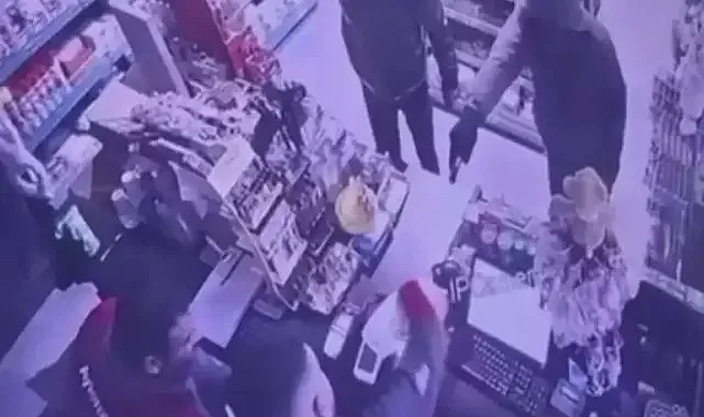 Konya'da benzin istasyonu soyan 3 kişi yakalandı, o anlar kameraya yansıdı