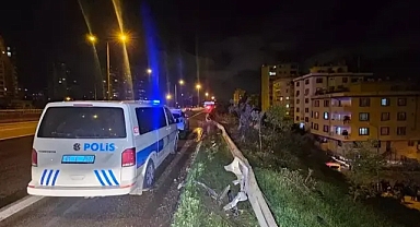  Adana'da Otomobil, şarampole yuvarlandı; 1 ölü, 1 yaralı