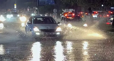 Antalya'da hayat felç oldu