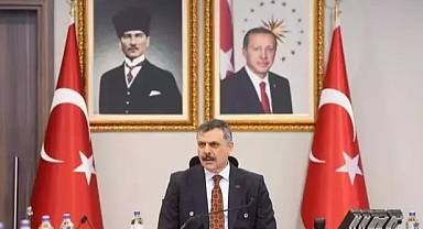 Bakan Çiftçi: Türkiye'yi ayağında ki prangalardan kurtaracağız