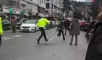 Bebek'te hareketli olaylar dans eden kadın hastaneye yatırıldı