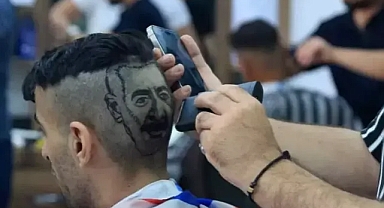 Berber Süleyman Tokgöz, Saçlara 'İnci Taneleri'nin kahramanını çiziyor