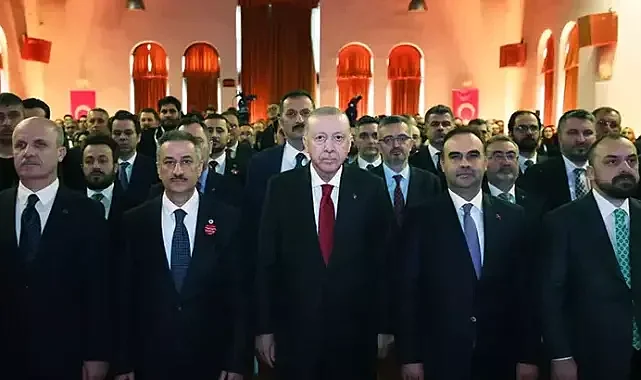 Cumhurbaşkanı Erdoğan; gençliğe hitap etti