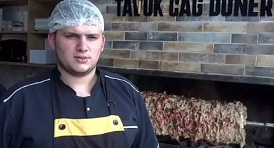 Erzurum'da iki girişimci,yazdıran cağ kebabına farklı bir yorum getirdi.