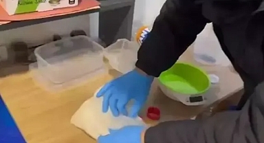 Esenyurt'ta bulunan 154 kilo metamfetamin ile ilgili 2 şahıs gözaltına alındı