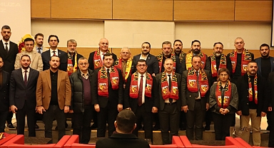 Kayserisporspor’da güven tazeleyen Başkan Açıkalın: Şu an borcumuz 900 milyon TL civarına düşmüş durumda