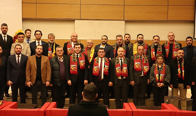 Kayserisporspor’da güven tazeleyen Başkan Açıkalın: Şu an borcumuz 900 milyon TL civarına düşmüş durumda