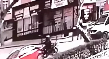 Motorsiklet sürücüsü takla atıp yaralandı