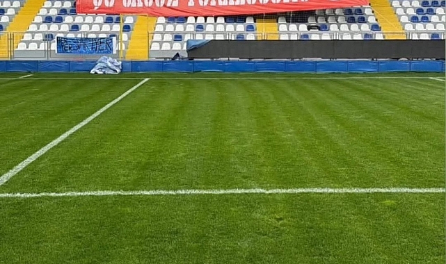 Sarıyer-Amedspor maçı öncesi ev sahibi ekipten anlamlı pankart.