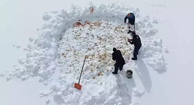 10 yıllık serüven: Allah'ın misafirlerine sahip çıkıyorlar