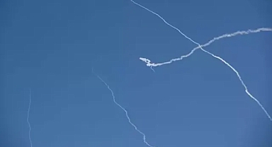 Arabistan; 3 füze ve hava aracını imha etti