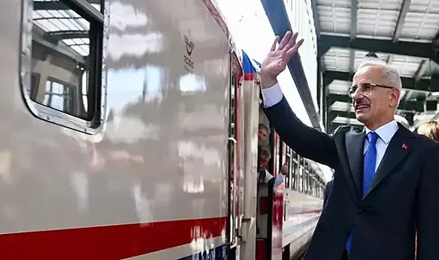 Bakan Uraloğlu: Turistik trenimiz 2025-2026 arası 10 civarı yolculuk gerçekleştirdi